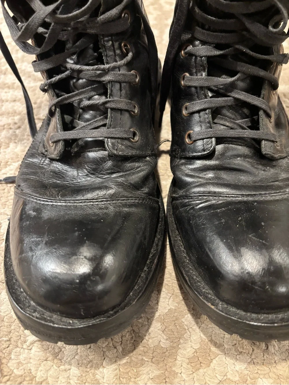 M3dium Men’s Military Officer Combat Boots Vibram Black Size 8  ***WITH FLAWS***